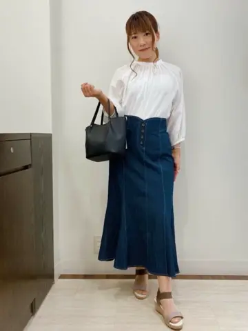 ANY SIS スタッフ コーディネート画像