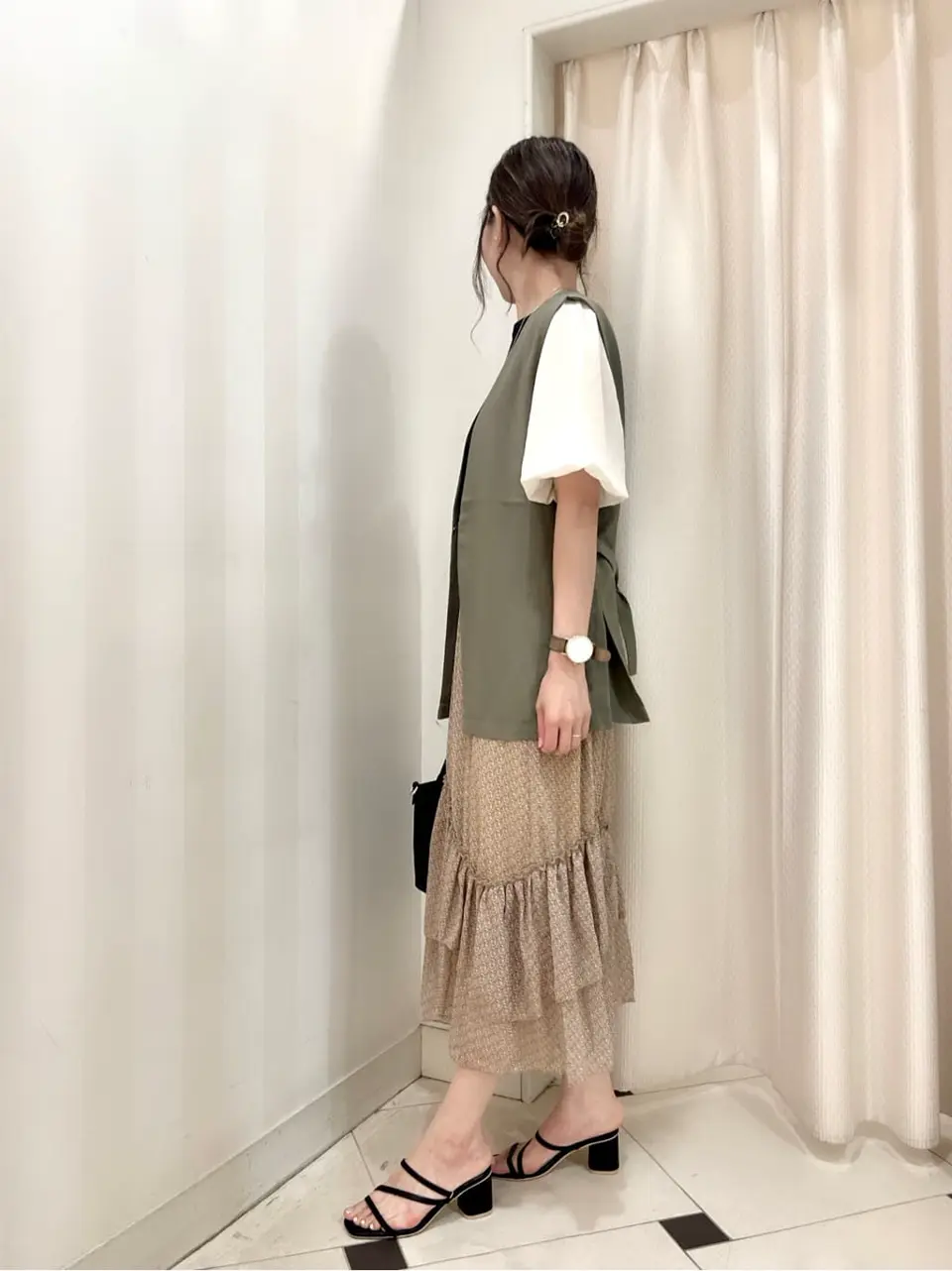 ANY SIS 金井 コーディネート画像