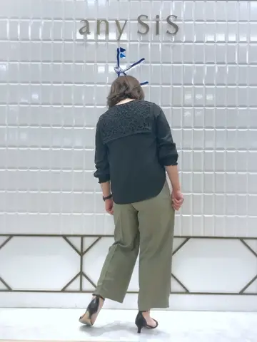 ANY SIS 中山 コーディネート画像