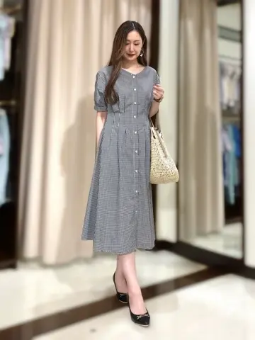 ANY SIS STAFF コーディネート画像