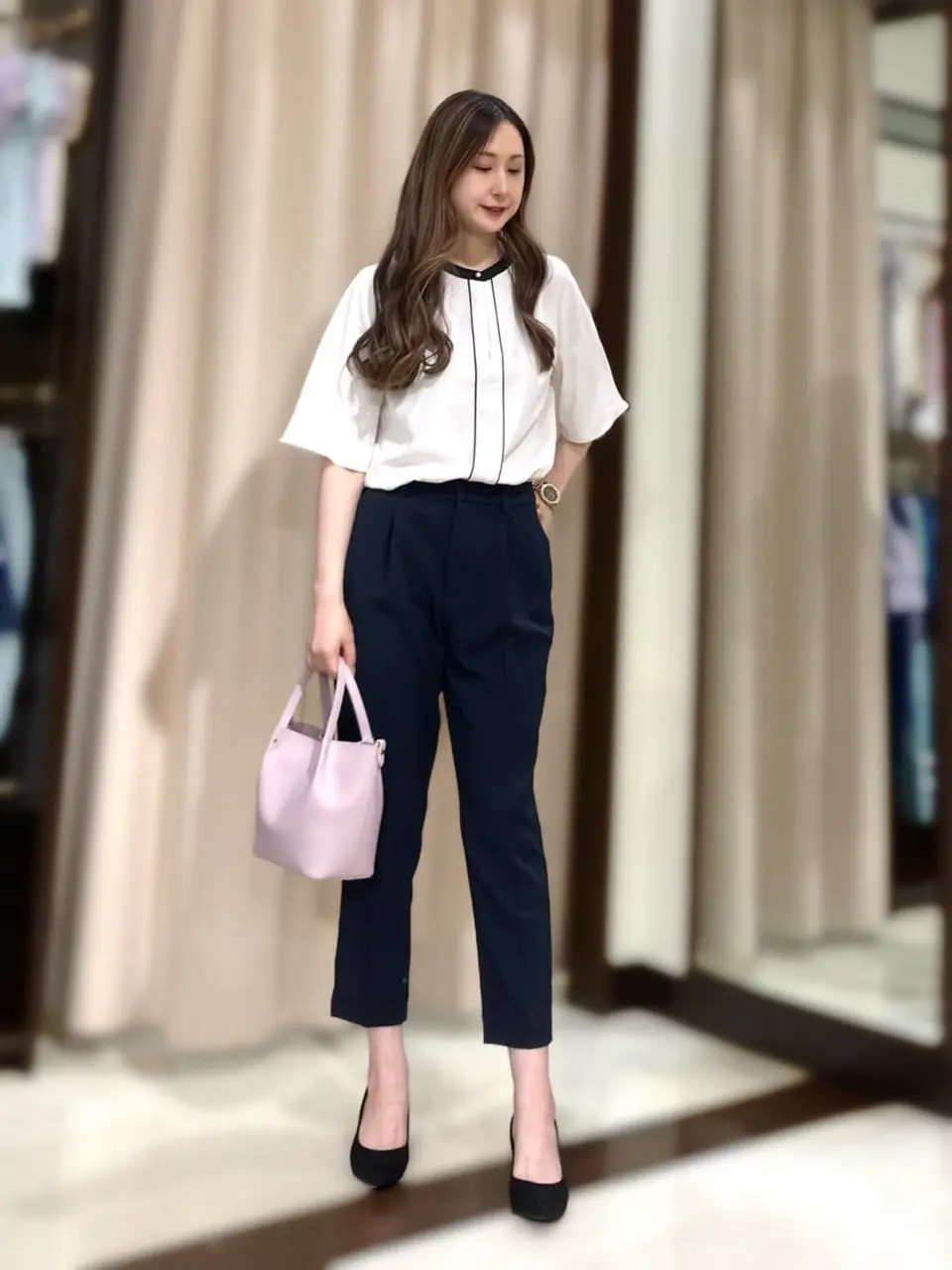 ANY SIS STAFF コーディネート画像