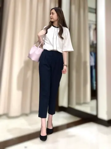 ANY SIS STAFF コーディネート画像