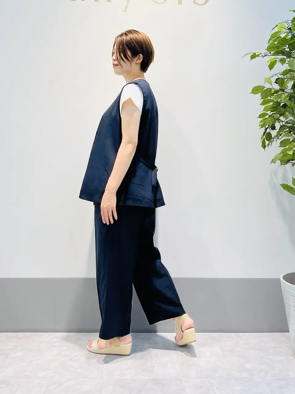 ANY SIS 岡本 コーディネート画像