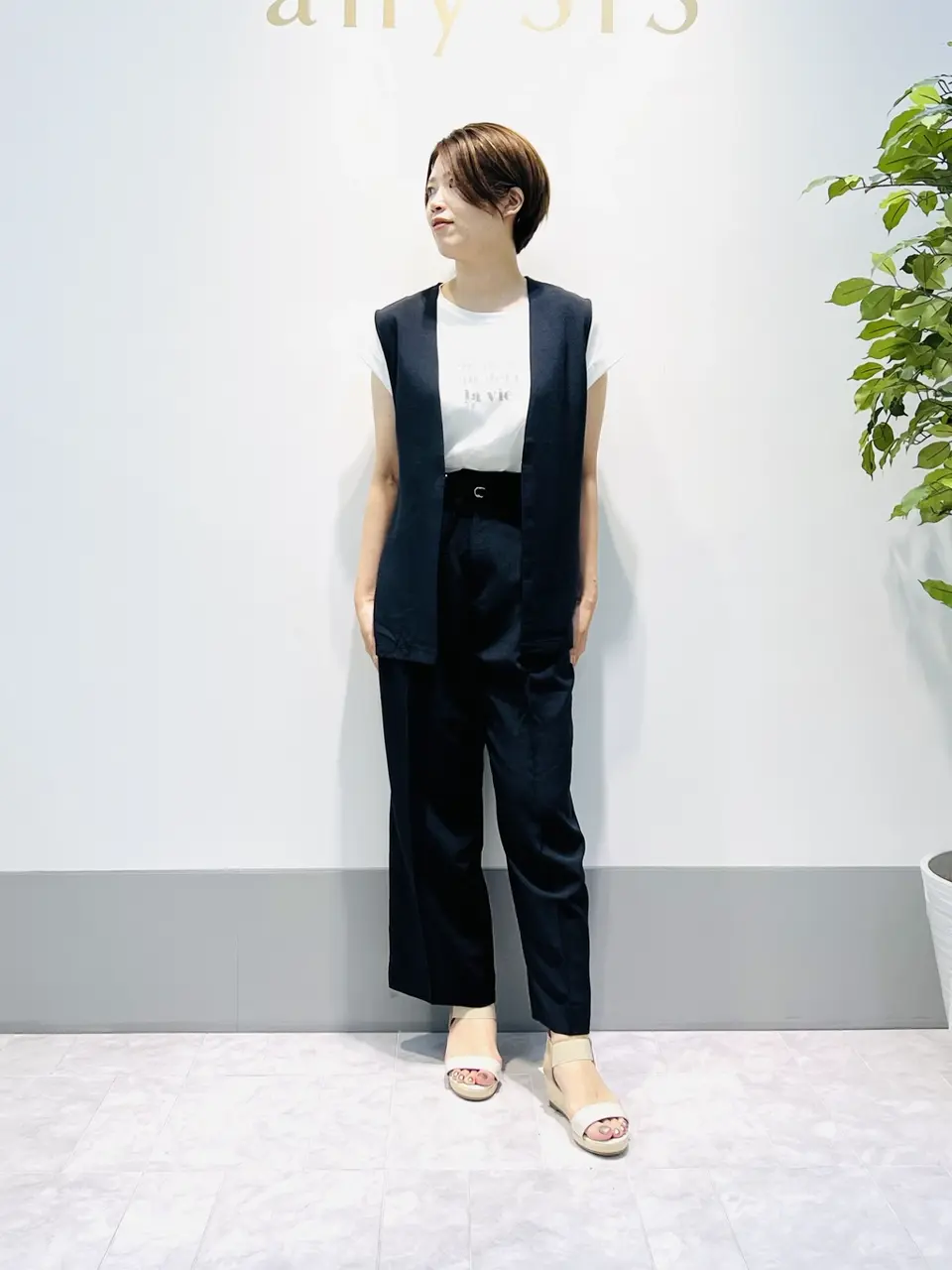 ANY SIS 岡本 コーディネート画像