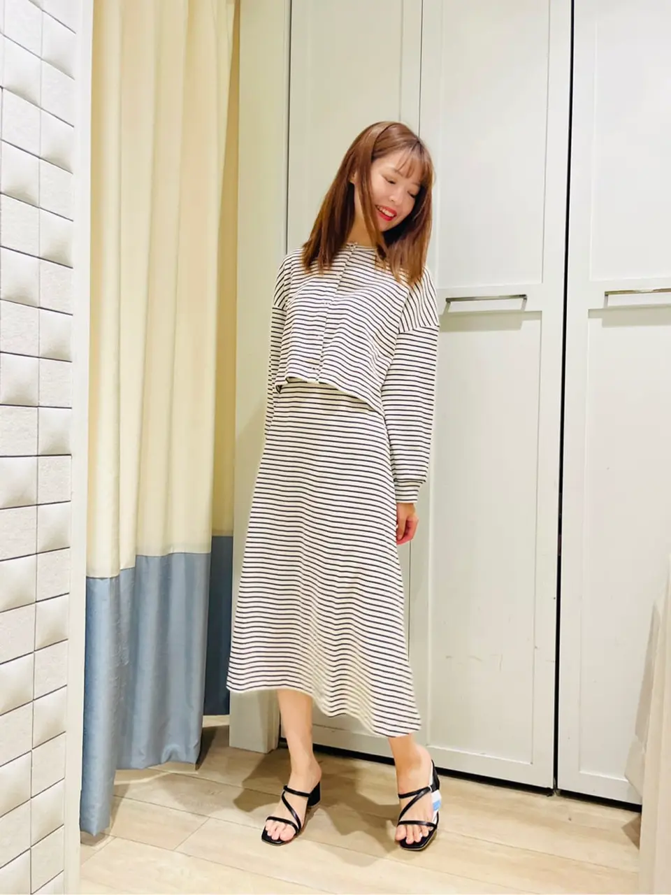 ANY SIS スタッフ コーディネート画像