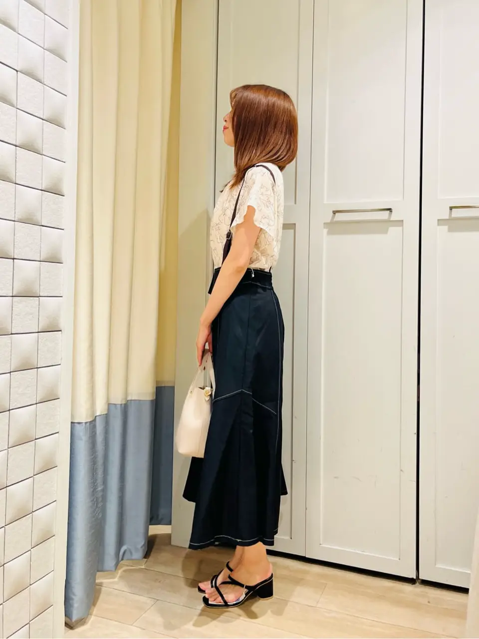 ANY SIS スタッフ コーディネート画像