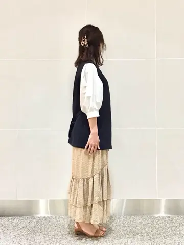 ANY SIS スタッフ コーディネート画像