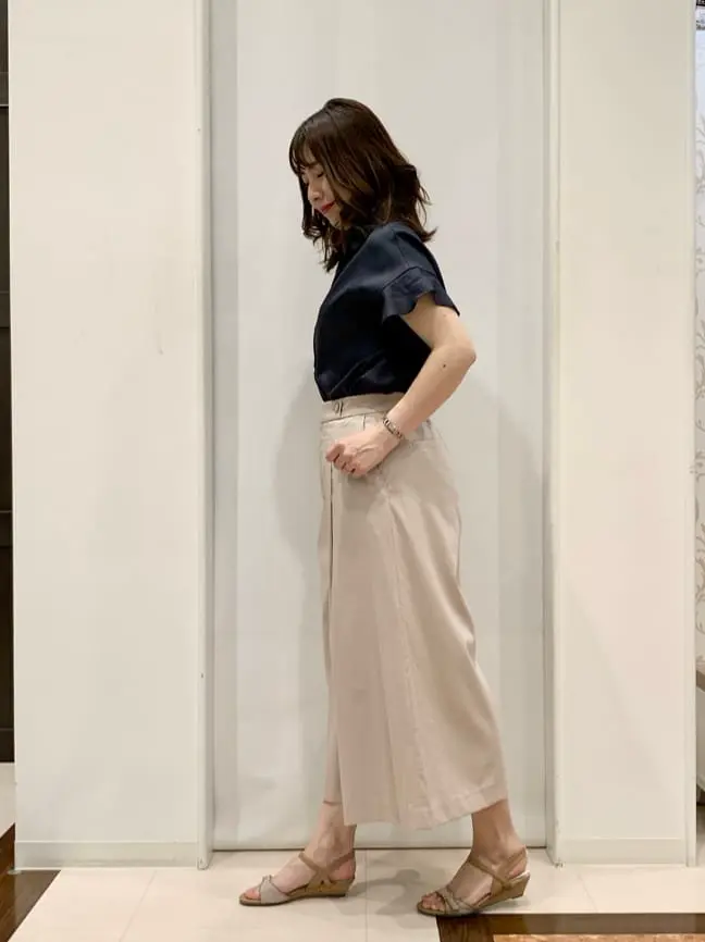 ANY SIS 横田 コーディネート画像