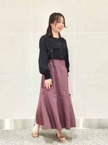 ANY SIS スタッフ コーディネート画像