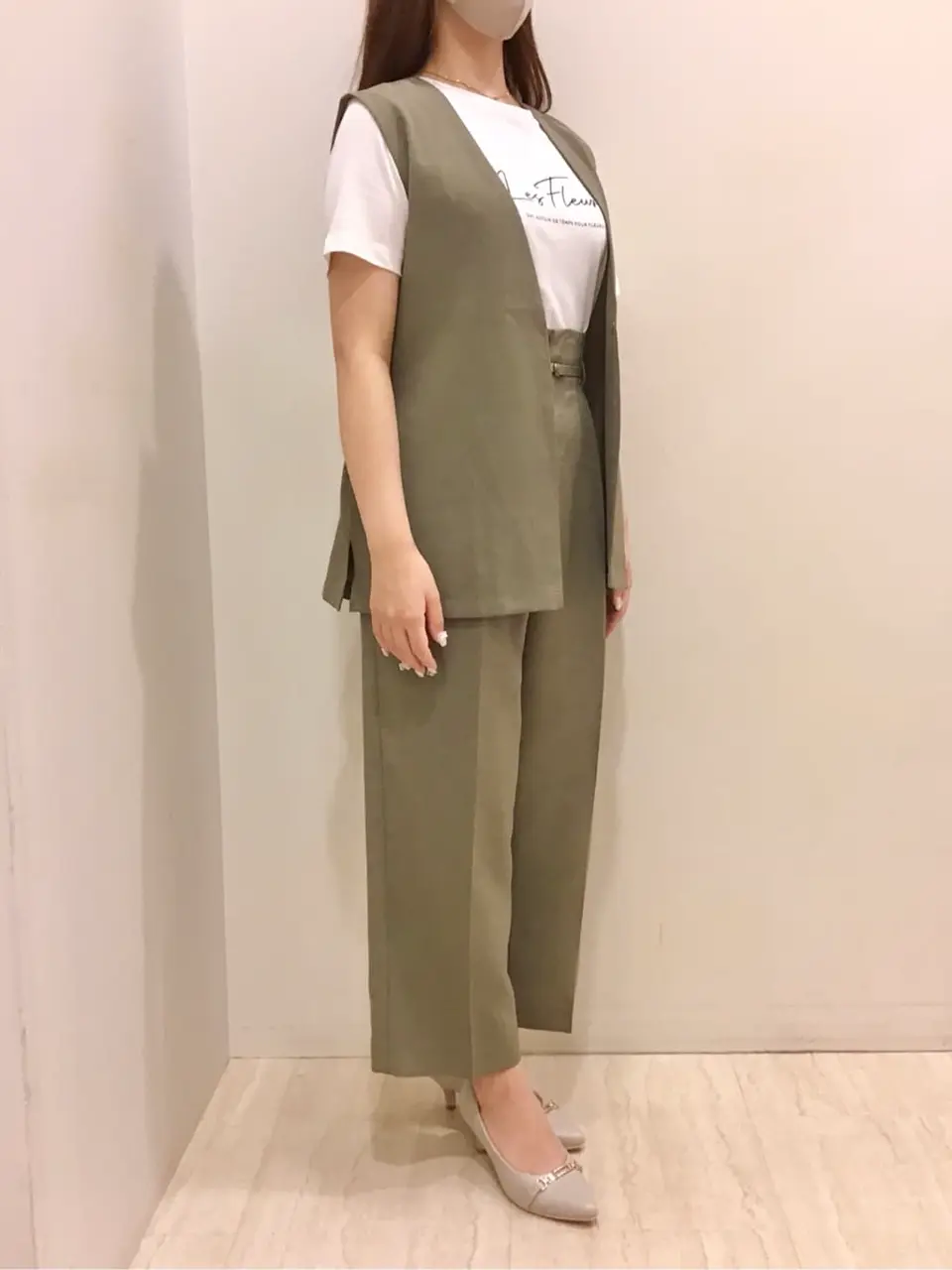 ANY SIS スタッフ コーディネート画像