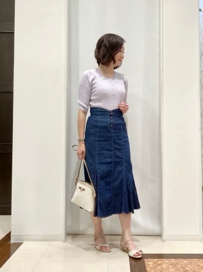 ANY SIS スタッフ コーディネート画像