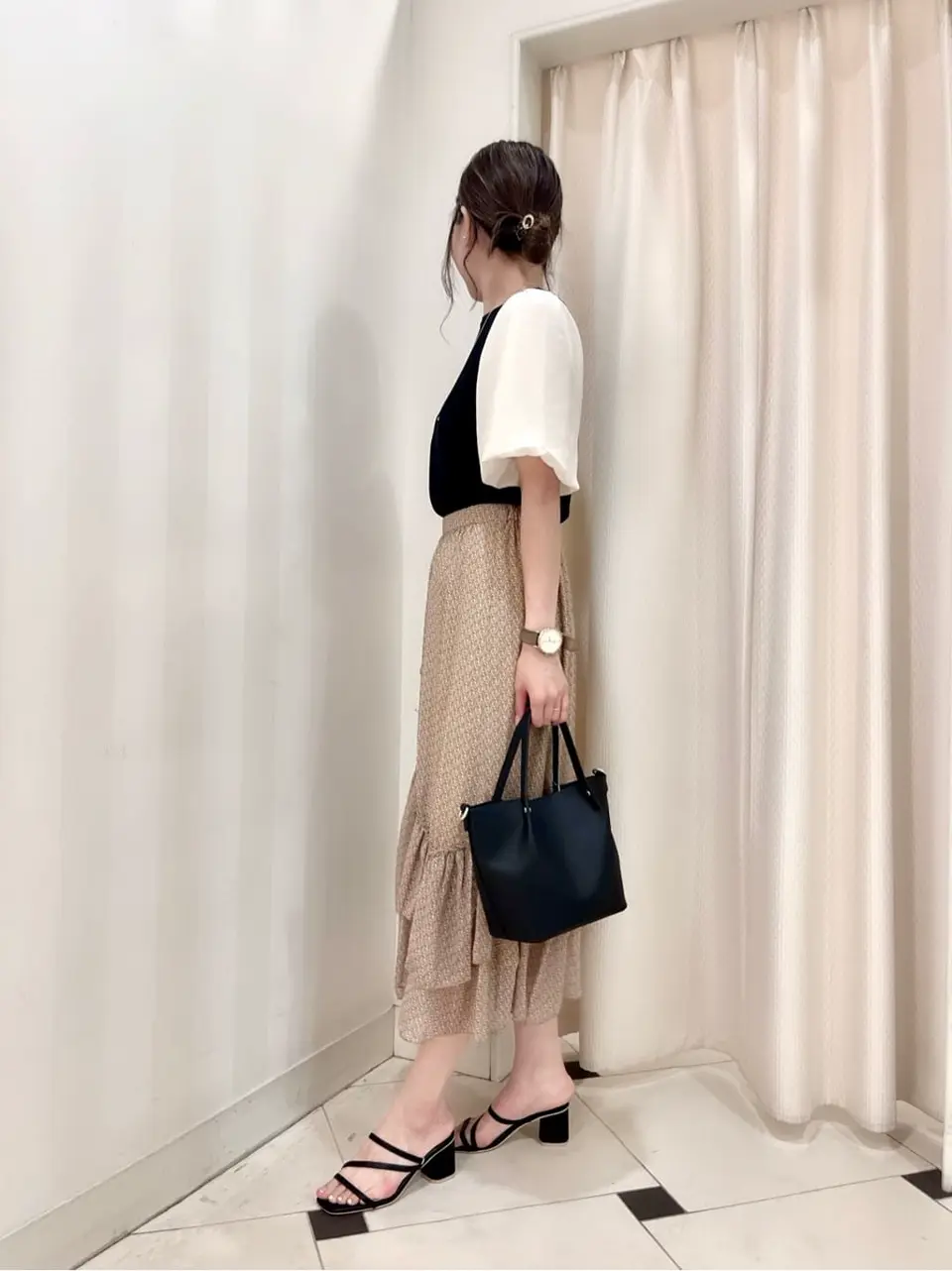 ANY SIS 金井 コーディネート画像