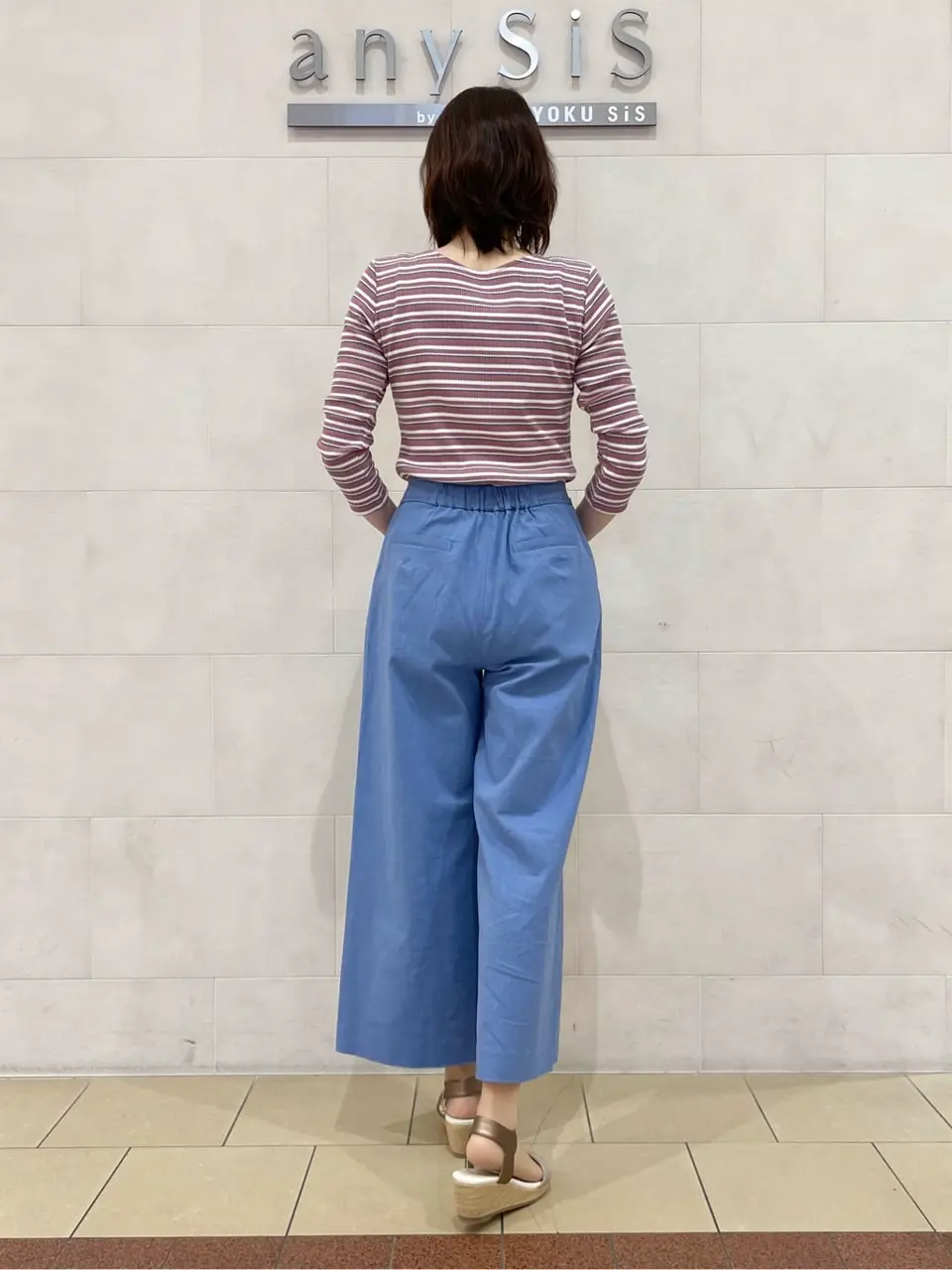 ANY SIS 髙橋 コーディネート画像