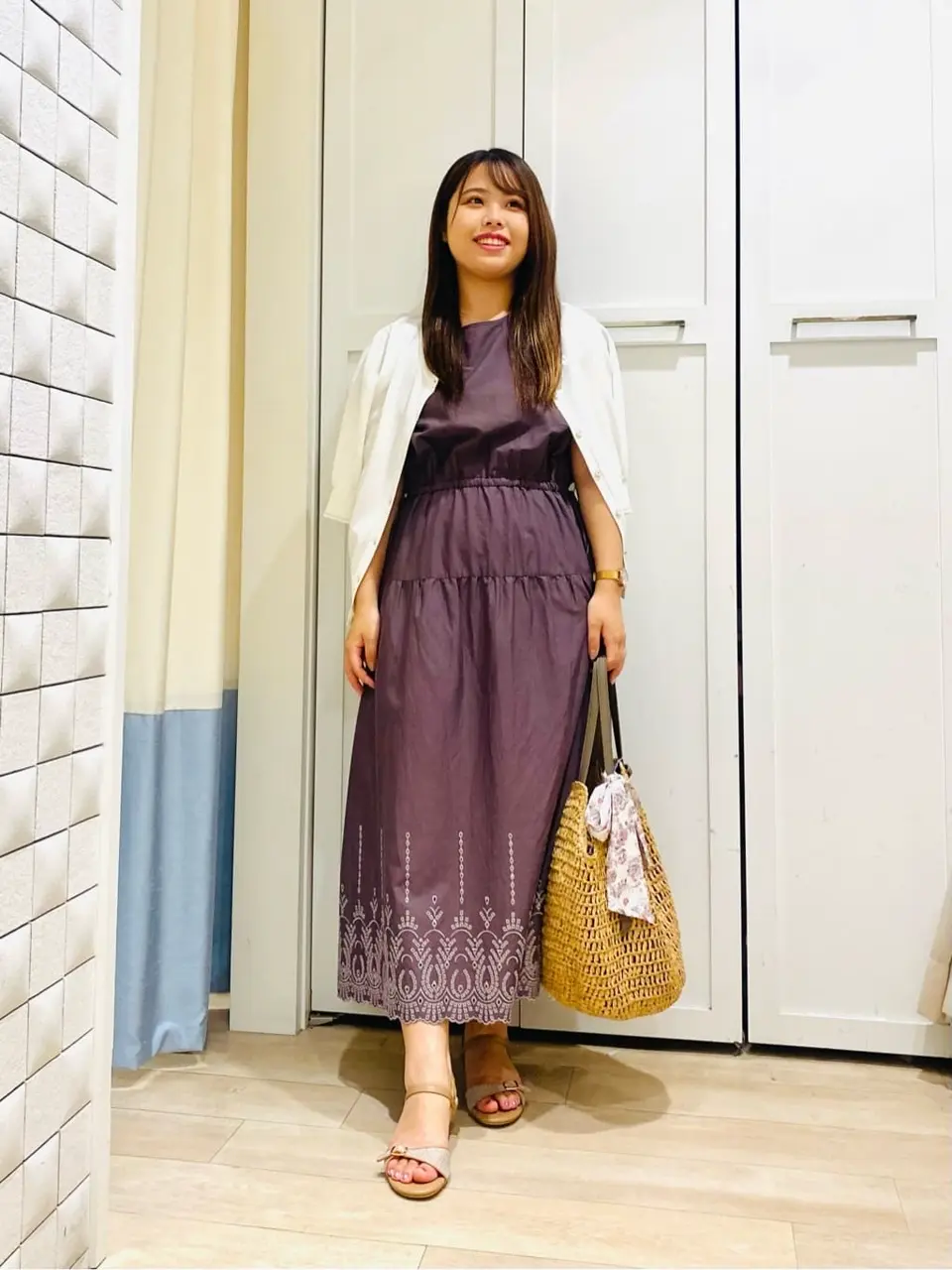 ANY SIS スタッフ コーディネート画像