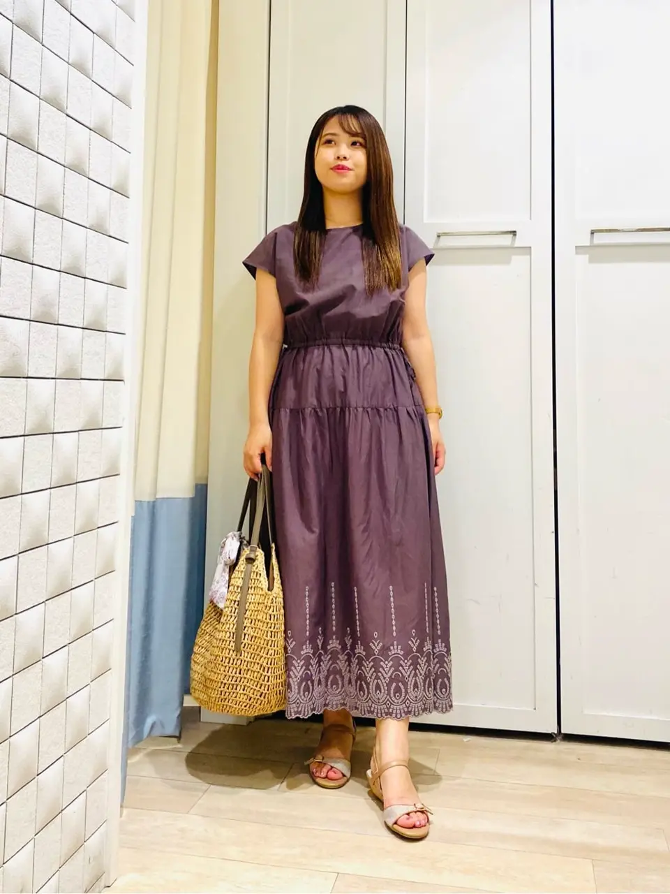 ANY SIS スタッフ コーディネート画像