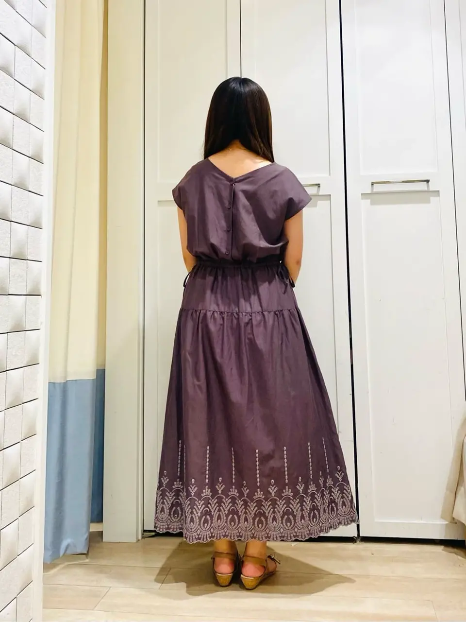 ANY SIS スタッフ コーディネート画像