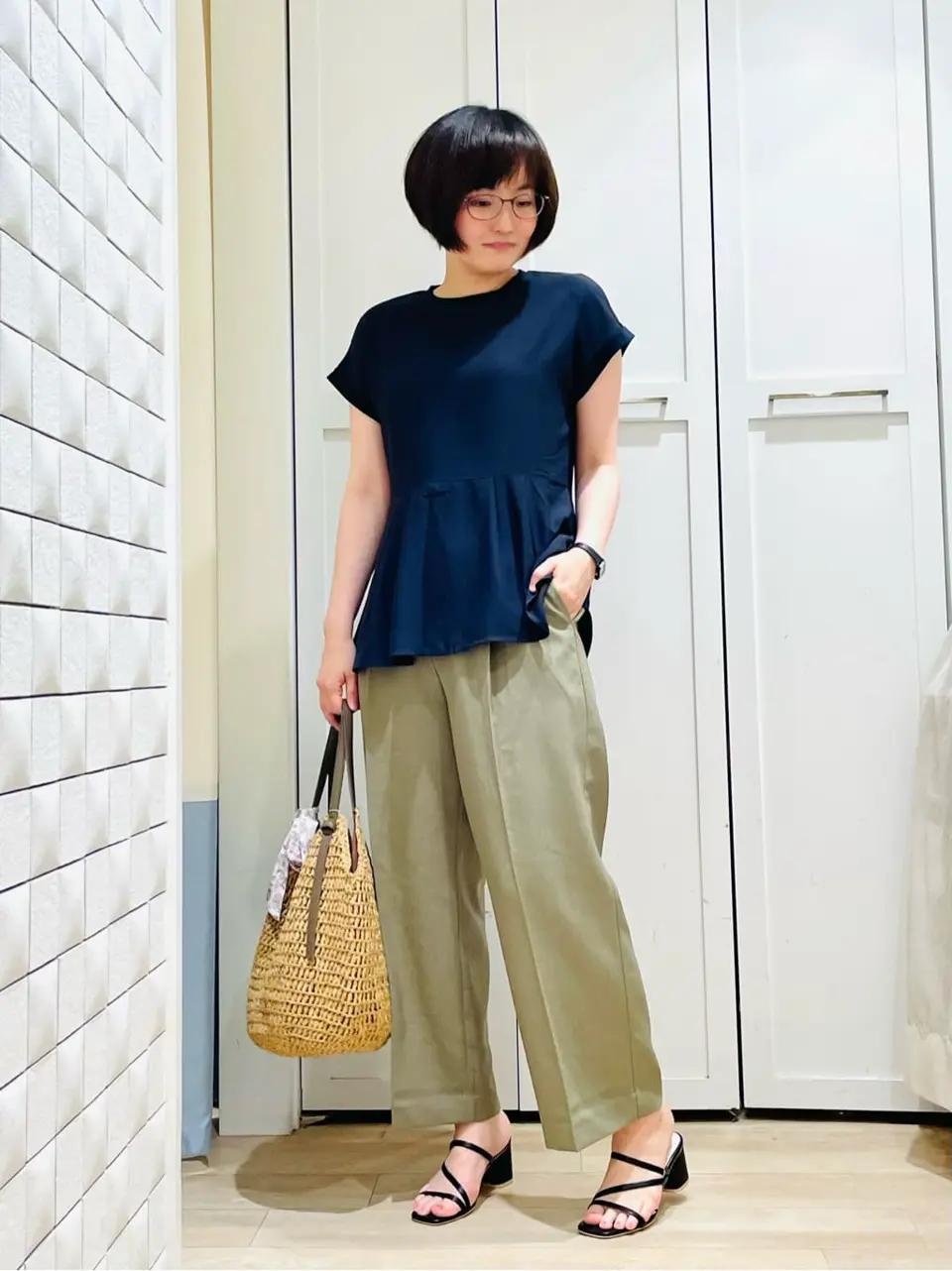 ANY SIS スタッフ コーディネート画像