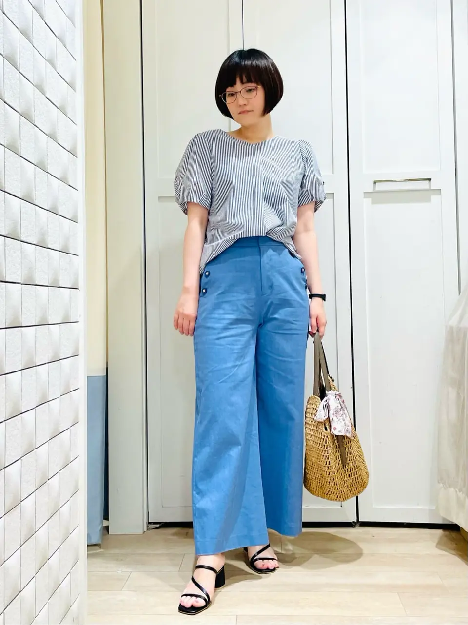 ANY SIS スタッフ コーディネート画像