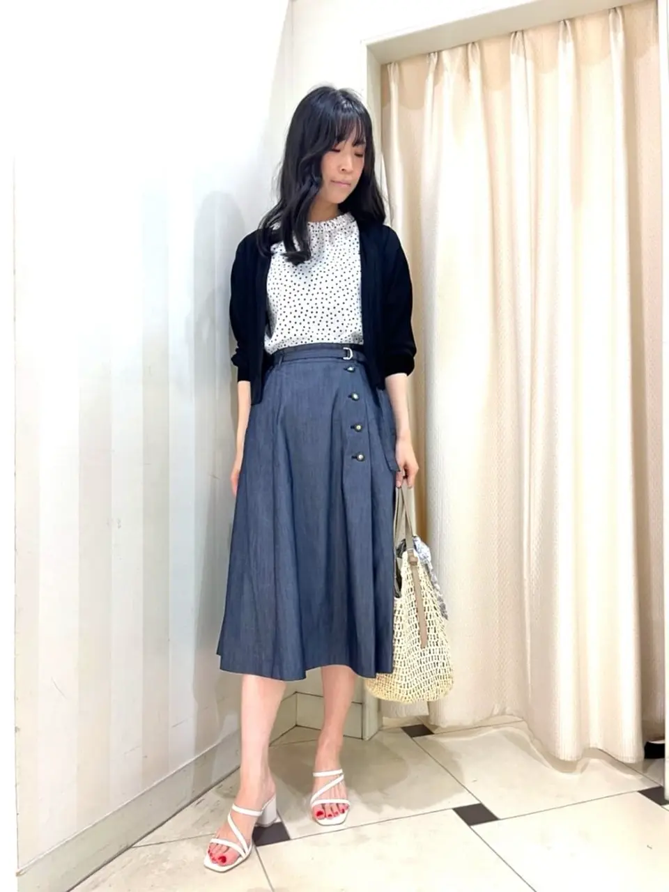 ANY SIS スタッフ コーディネート画像