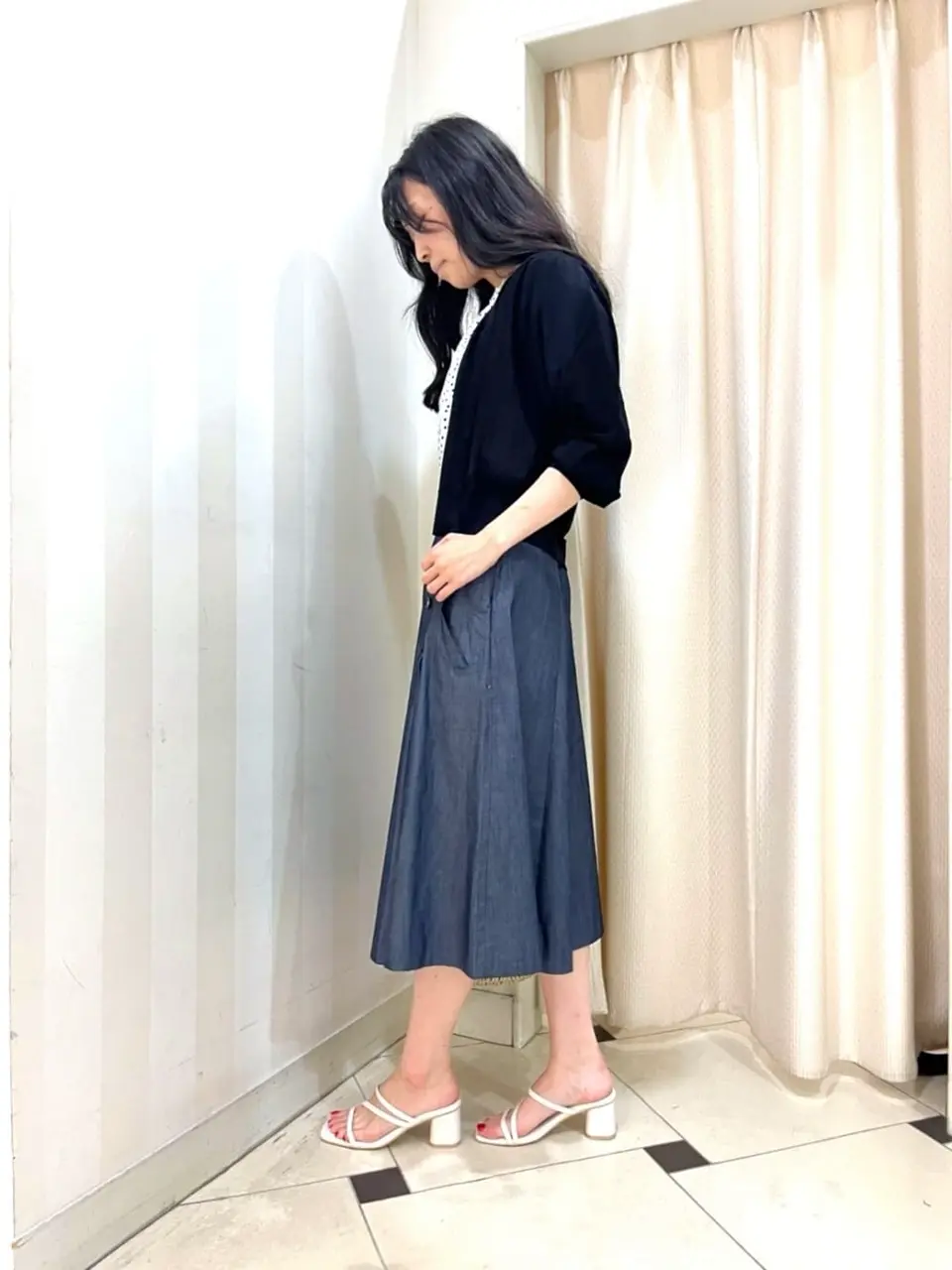 ANY SIS スタッフ コーディネート画像