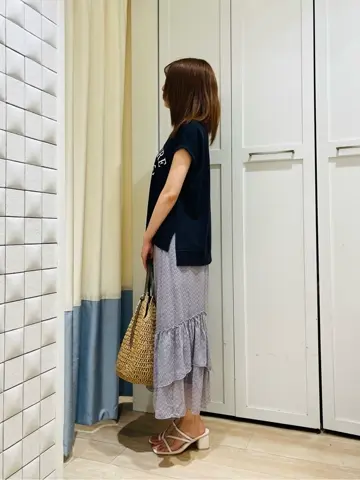 ANY SIS スタッフ コーディネート画像