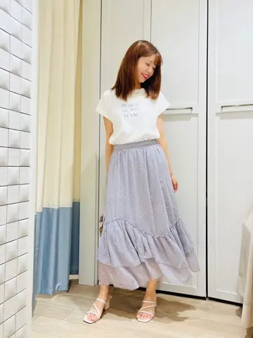 ANY SIS スタッフ コーディネート画像