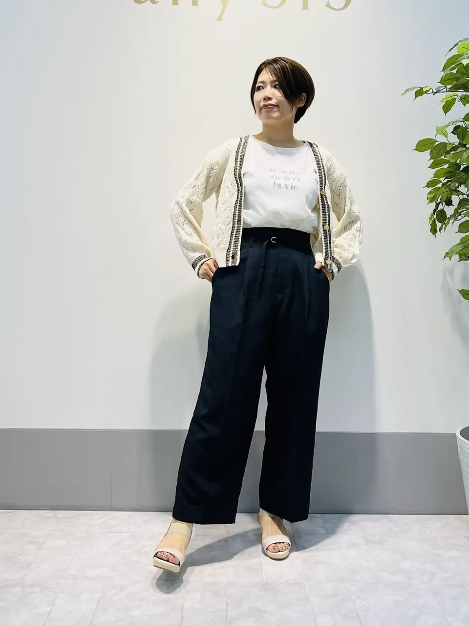 ANY SIS 岡本 コーディネート画像