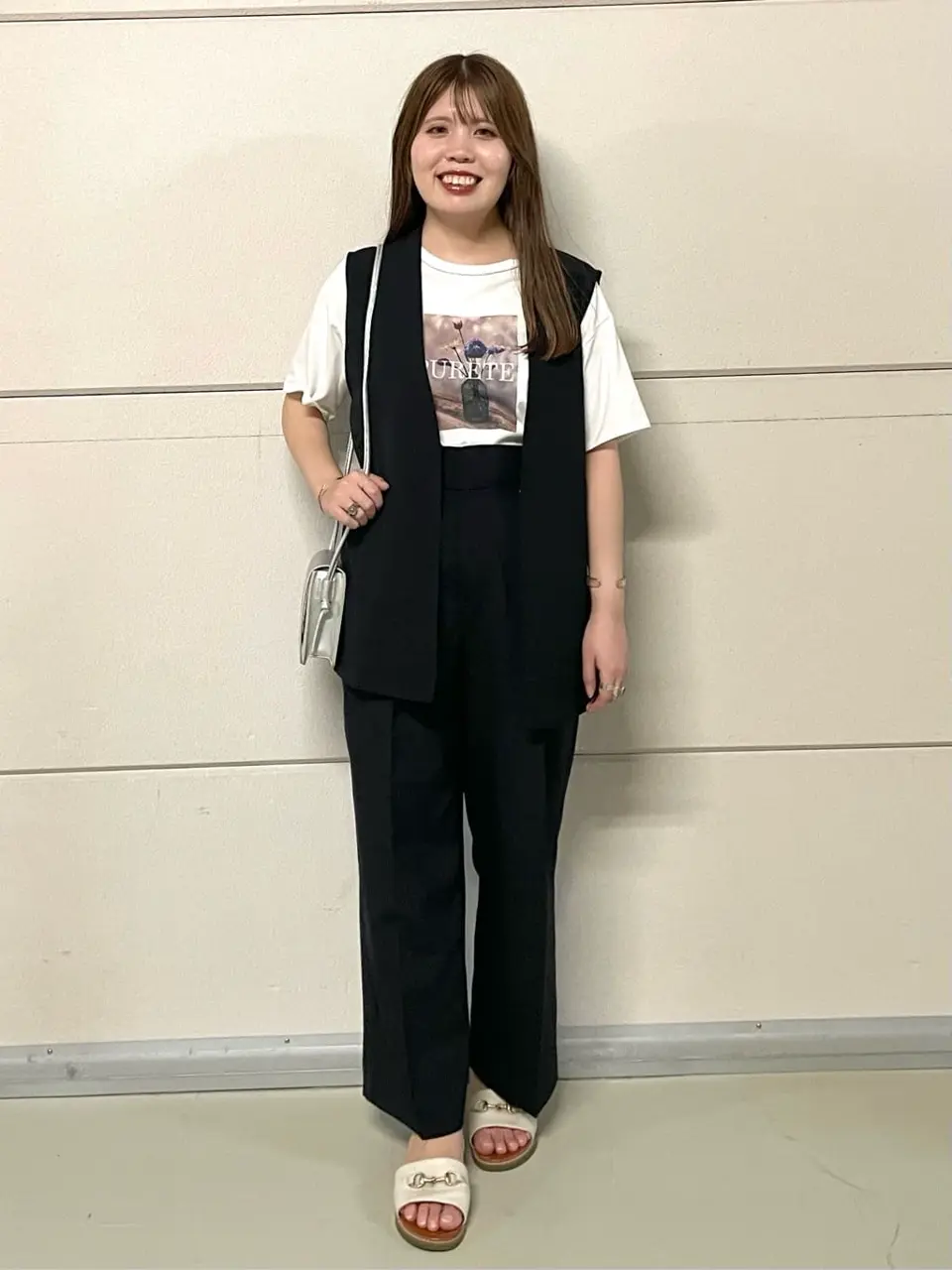 ANY SIS 時本 コーディネート画像