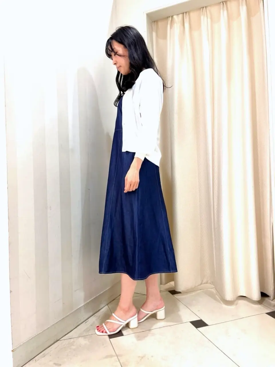 ANY SIS スタッフ コーディネート画像