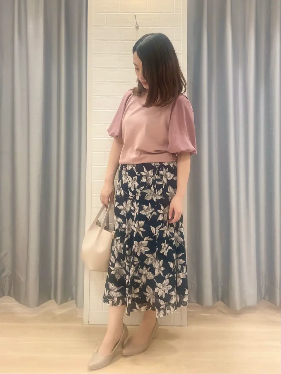 ANY SIS 丸岡 コーディネート画像