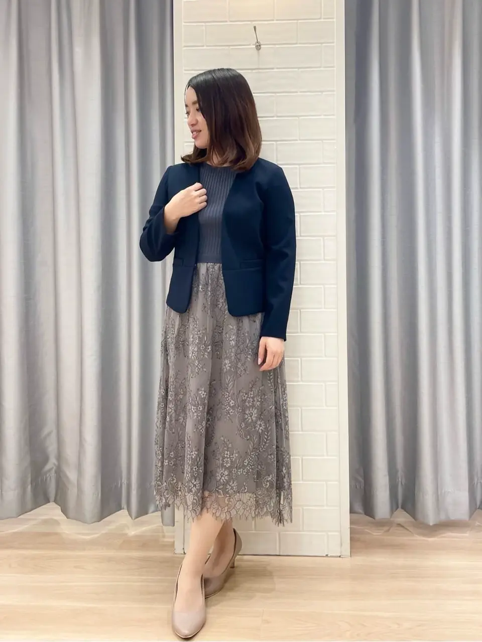 ANY SIS 丸岡 コーディネート画像