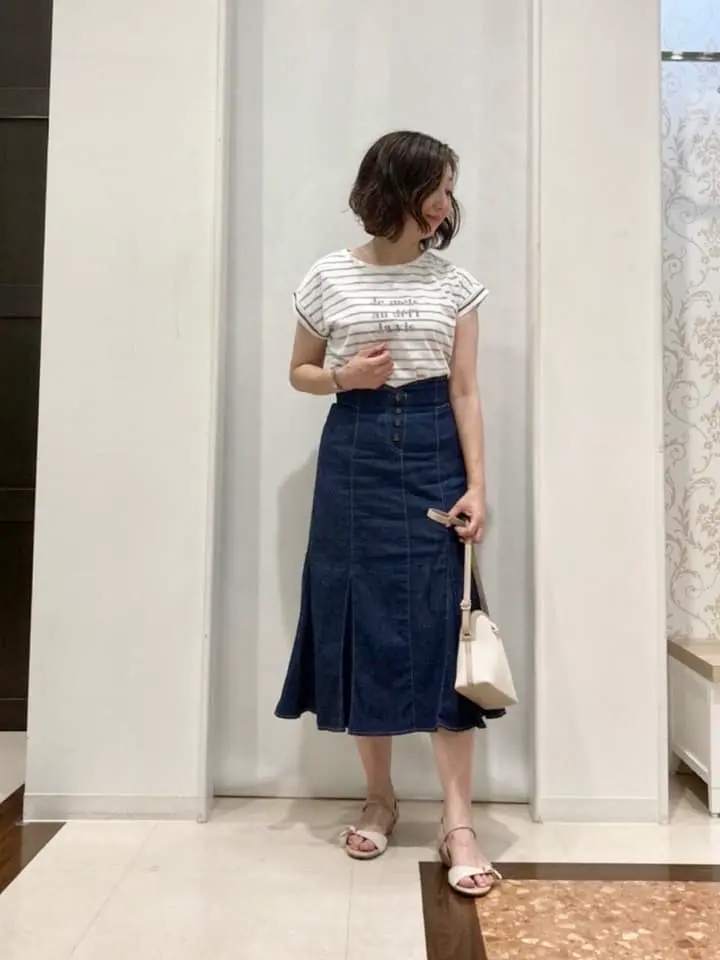 ANY SIS スタッフ コーディネート画像