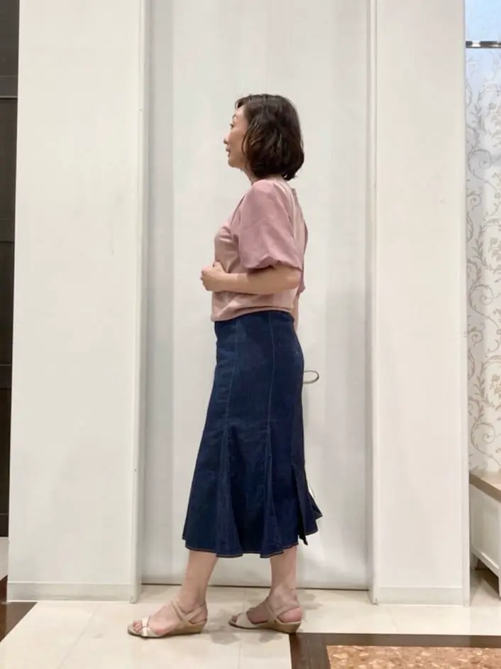 ANY SIS スタッフ コーディネート画像