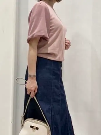 ANY SIS スタッフ コーディネート画像