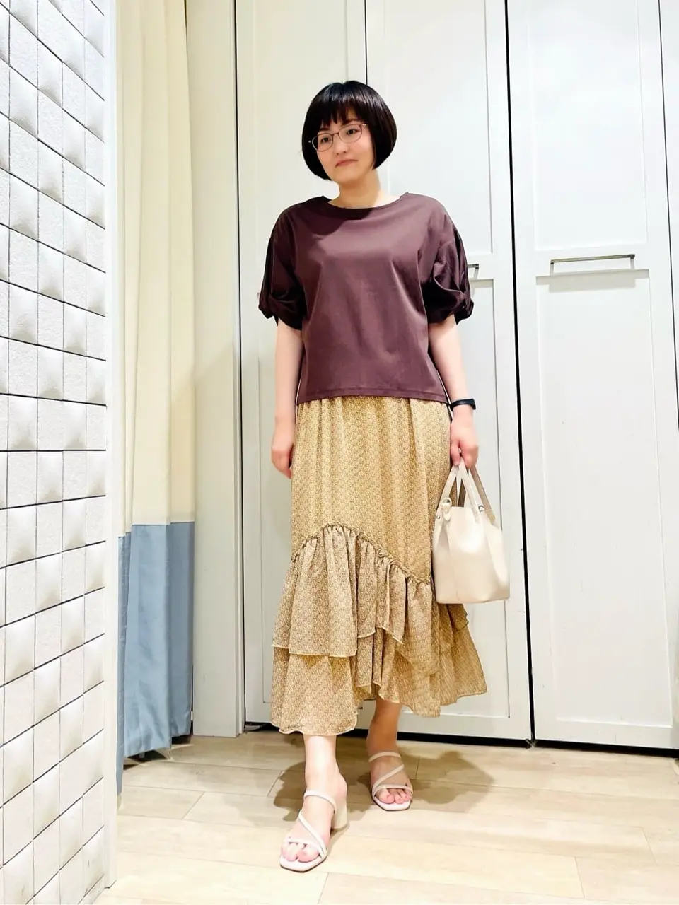 ANY SIS スタッフ コーディネート画像