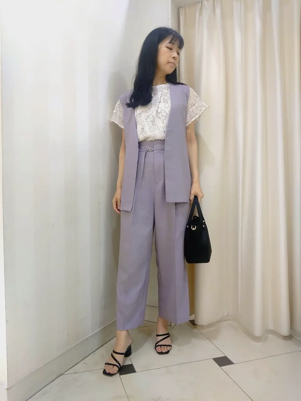 ANY SIS スタッフ コーディネート画像