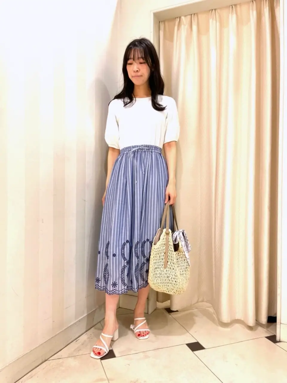 ANY SIS スタッフ コーディネート画像