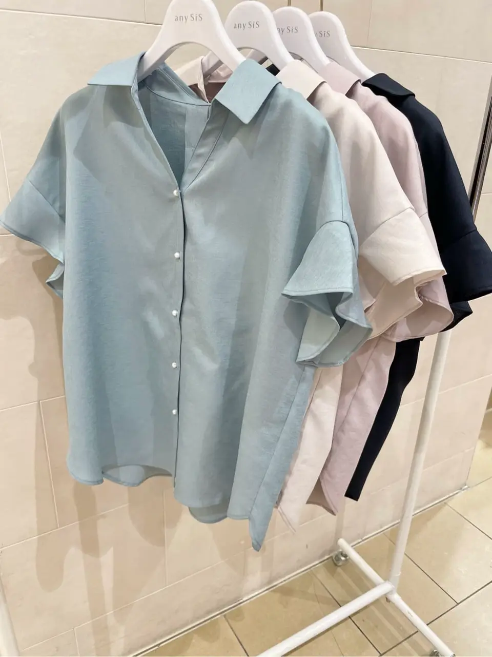 ANY SIS 髙橋 コーディネート画像