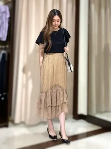 ANY SIS STAFF コーディネート画像