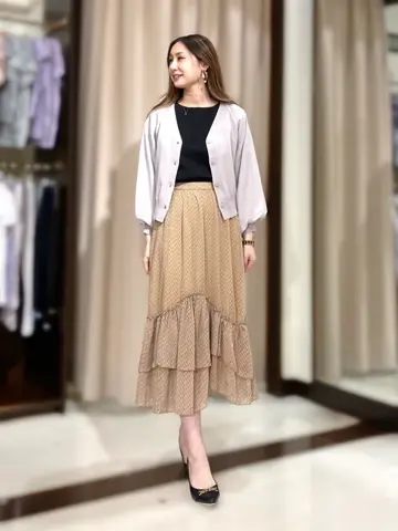 ANY SIS STAFF コーディネート画像