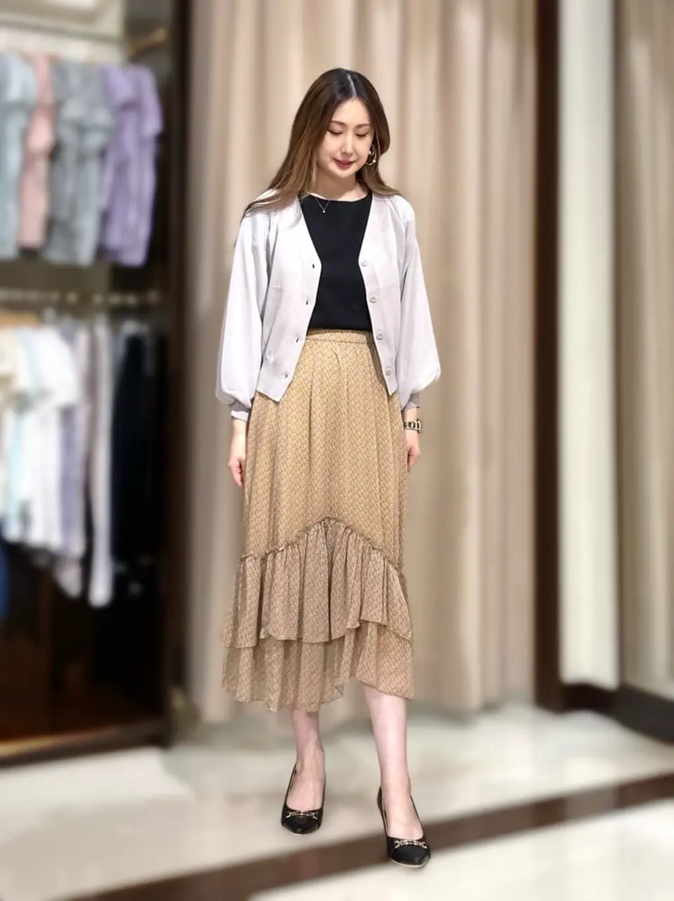 ANY SIS STAFF コーディネート画像