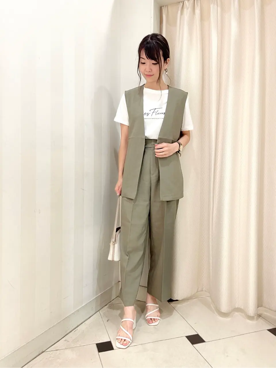 ANY SIS 金井 コーディネート画像