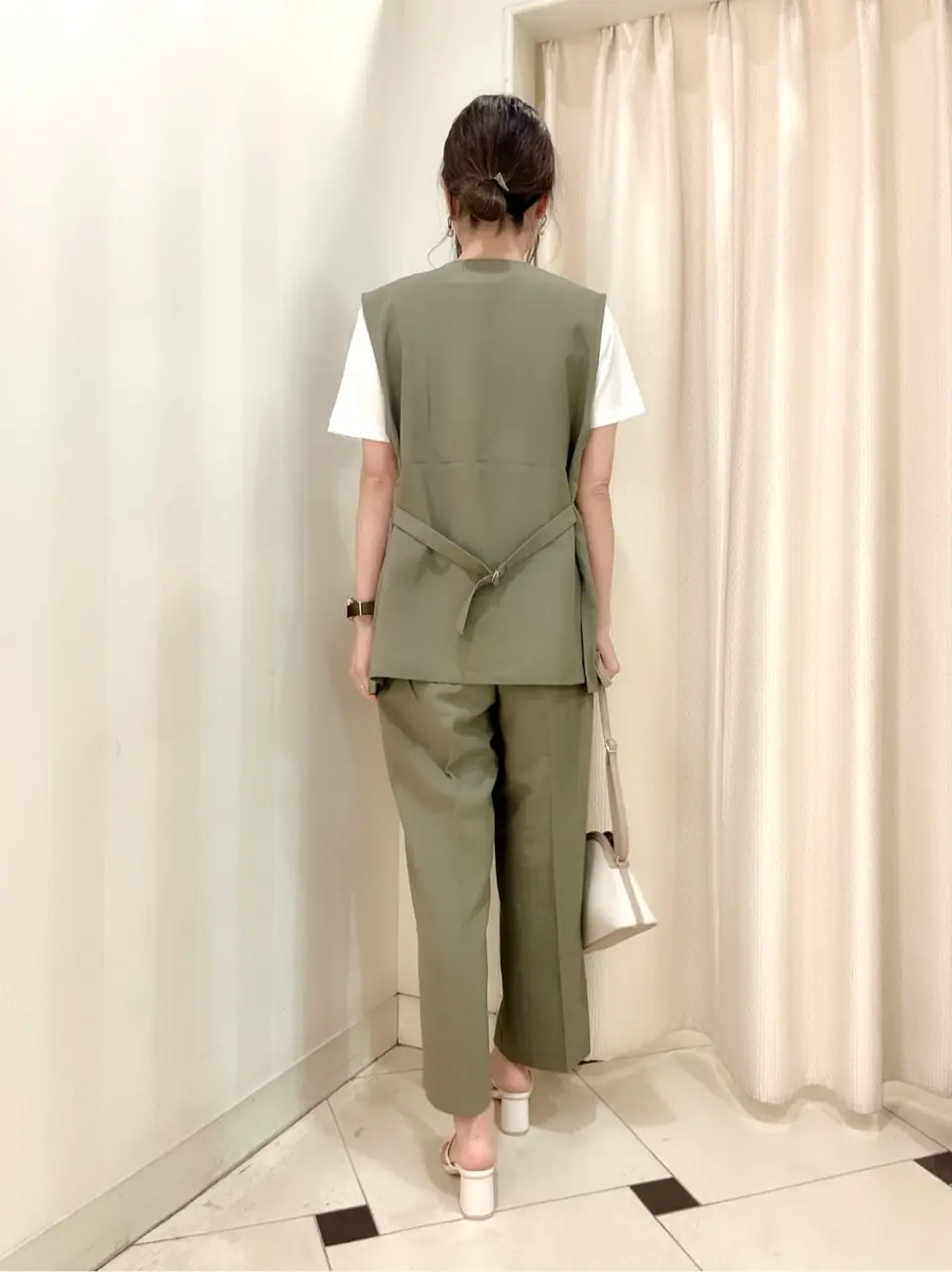 ANY SIS 金井 コーディネート画像