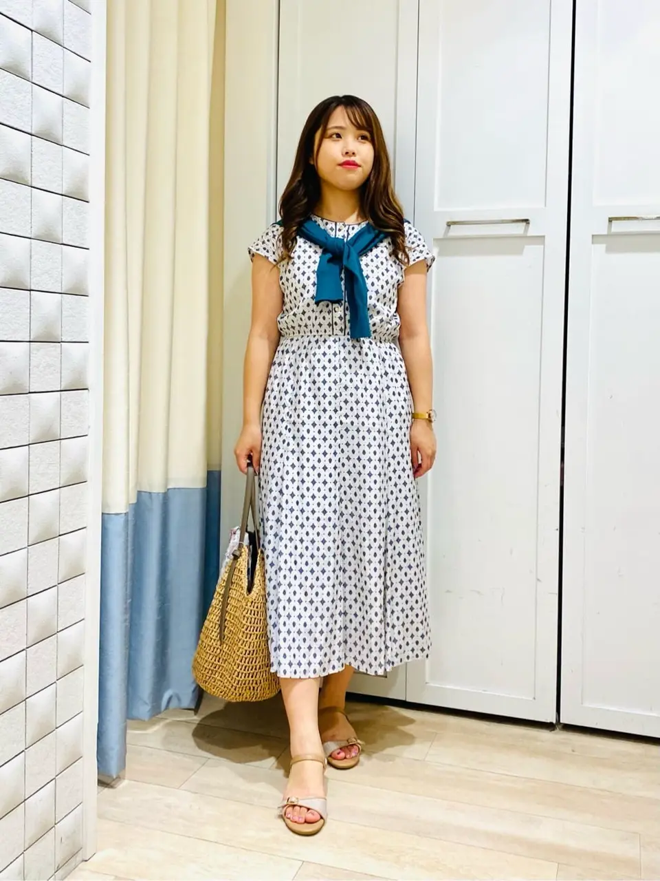 ANY SIS スタッフ コーディネート画像