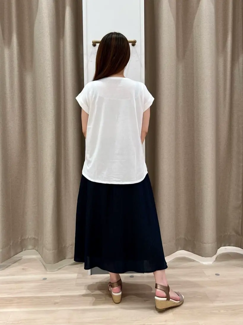 ANY SIS 瀬野 コーディネート画像