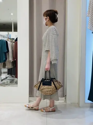 ANY SIS 川根　彩 コーディネート画像