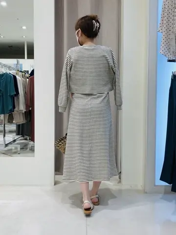 ANY SIS 川根　彩 コーディネート画像