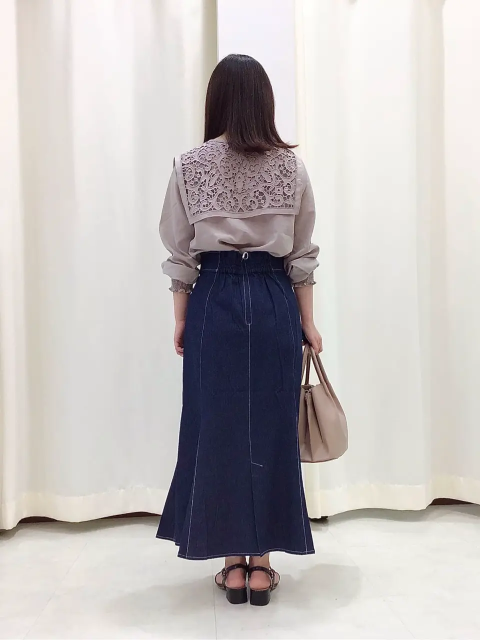 ANY SIS スタッフ コーディネート画像