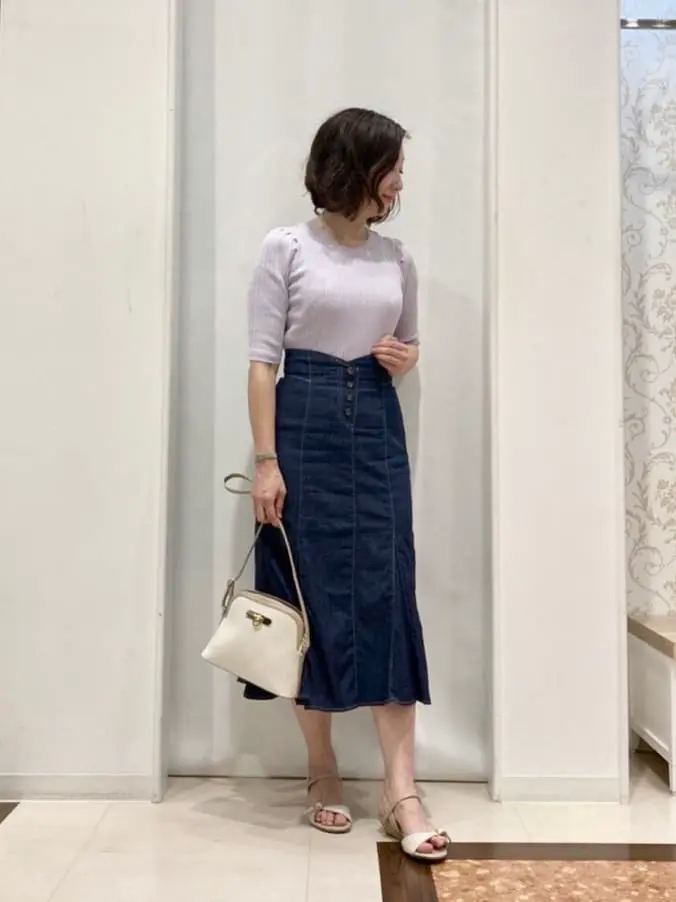 ANY SIS スタッフ コーディネート画像