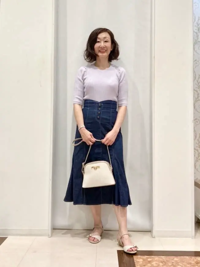 ANY SIS スタッフ コーディネート画像